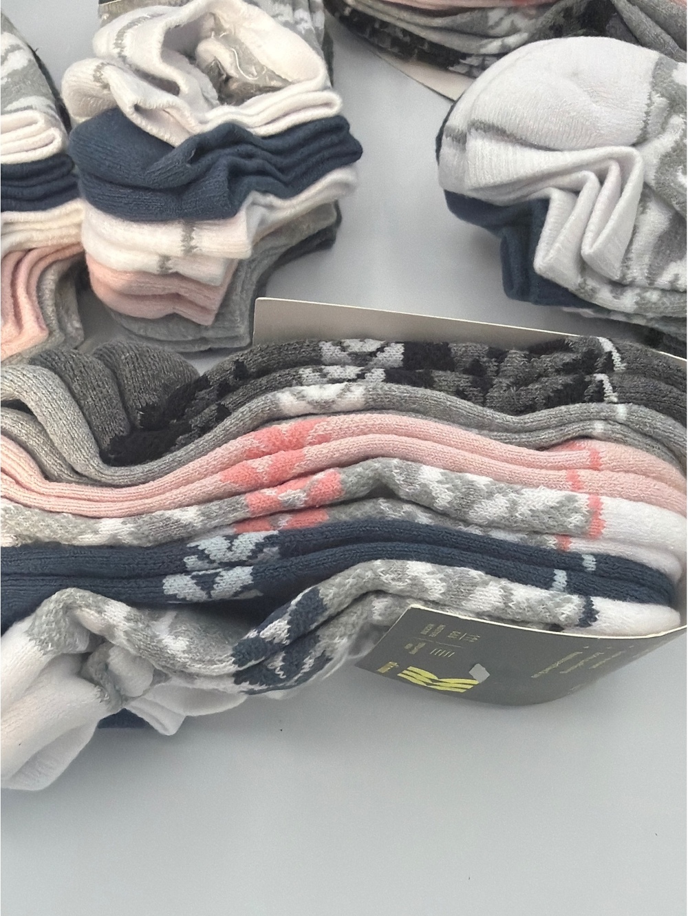 Lot of 5 All in Motion No-Show Socks 6 Pack Size 4-10 - Picture 4 of 5